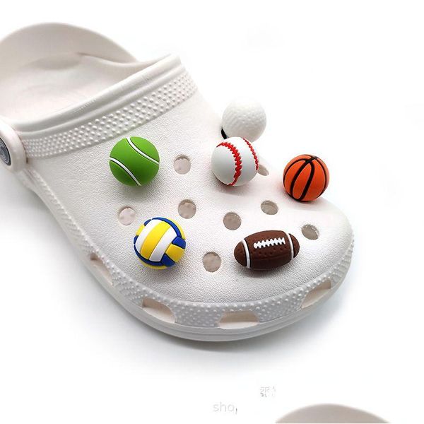 Schuhteile Zubehör 3D Sport Basketball Ball Fußball Baseball Jibitz Clog Charms Clog Pins Drop Lieferung Schuhe Serie nach dem Zufallsprinzip