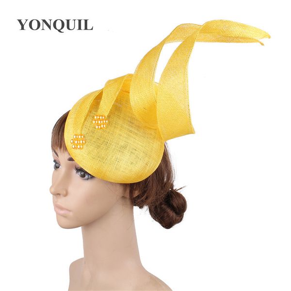 Boinas 4Layer Sinamay Yellow Chapelaria Casamento Fascinator Hats Moda Acessórios para o Cabelo Scraft Headpiece Tiaras Igreja Alta Qualidade 230729