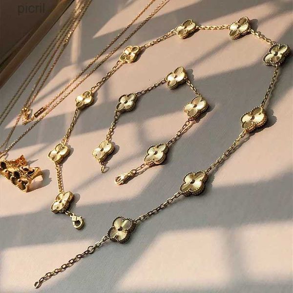 Trébol de lujo Diseñador Pulsera Perla 4 hojas 18k Oro Láser Marca Brazalete Pulseras con dijes Collar Pendientes Boda a Jewelr54