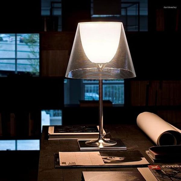 Tischlampen Royal Designer Lampe Moderne Acryl Tischleuchte für Wohnzimmer Schlafzimmer Arbeitszimmer Schreibtisch Dekor Licht Nordc Home Nachttisch