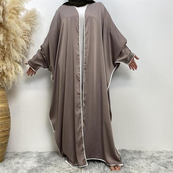 Abbigliamento etnico Stile arabo Abiti musulmani di Dubai In estate Tacchino Cardigan con maniche a pipistrello in raso Abito Hijab Nero Abaya Modesto