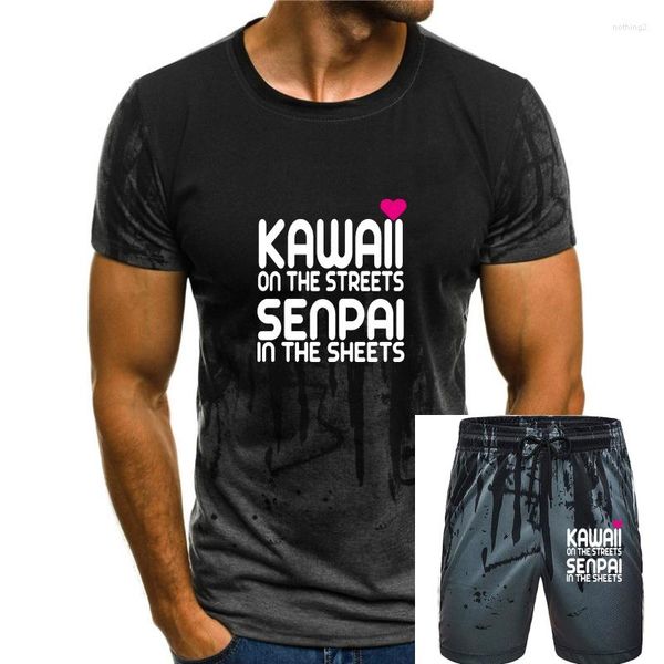 Agasalhos masculinos Kawaii On The Streets Senpai em lençóis Cute Anime Japanese Inspired T-Shirt 2023 Manga Curta Men Cotton Custom T-Shirt