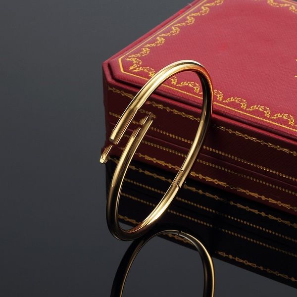модельер -дизайнер браслетов мужские браслеты любят шарм ногтевые браслеты цепь 18 тыс. Золотая из нержавеющая сталь для женской свадебной ювелирные украшения.