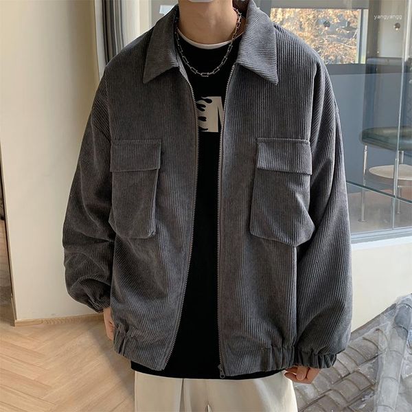 Herrenjacken Männer Streetwear Hübscher japanischer Cord-Outwear Feste große Größe BF Lose klassische männliche Mantelankunft