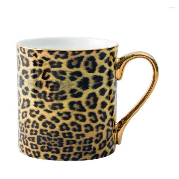 Canecas Luxo Estampa de Leopardo Caneca de Café Dourada Bone China Fino Luz Café da Manhã Copo de Leite Caixa de Presente de Alta Qualidade Chá Água Copo