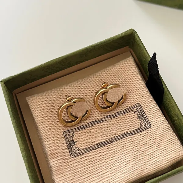 Orecchini a bottone in oro di lusso Fascino di design per le donne Orecchini a cerchio Orecchini a forma di lettera Orecchini Set di gioielli Regalo di San Valentino Fidanzamento 18 Stili