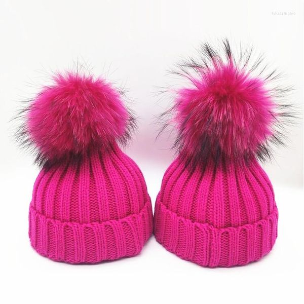 Berets Großhandel Winter Dicke Fell Pompon Gestrickte Skullies Mützen Frauen Gestreifte Blase Warme Kappen Stricken Hut Mit Ball