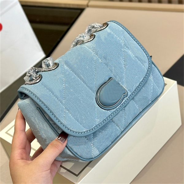 Tasarımcı Yastığı Madison C Mektup Omuz Crossbody Çanta Kuzular Yün Çanta Totes Moda Kadınlar Lüks Çok Molor Tasarımcı Çantalar CS