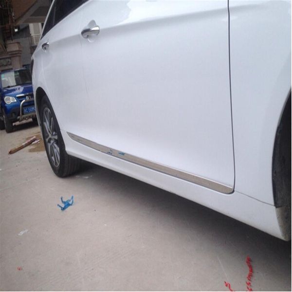 Di alta qualità in acciaio inox auto Porta Laterale del corpo decorazione bar striscia adesivo di protezione antigraffio per Hyundai Sonata YF 2011-2014218p