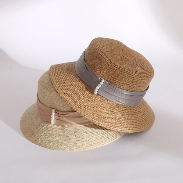 Cappelli a tesa larga Cappello di paglia estivo stile francese Hepburn Floppy Elegante cappello da sole perlato pieghevole 2023 Per le donne Viaggi Spiaggia anti-UV