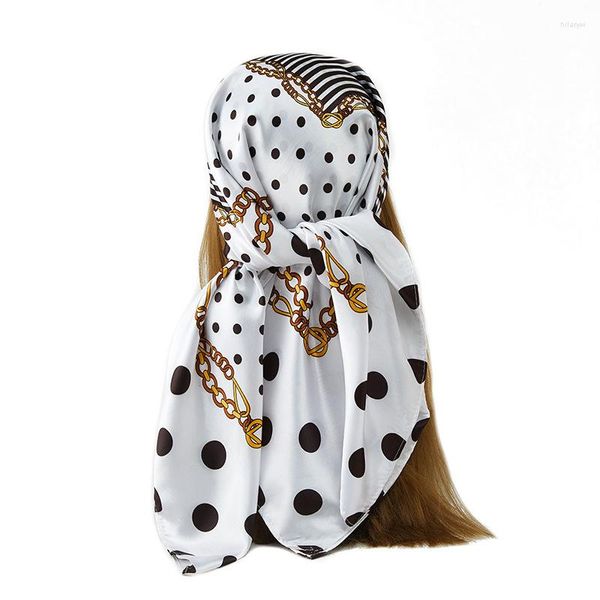 Schals 2023 Luxus Sonnencreme Quadratisches Bandanna Mode Kopftuch Herbst Weiblicher Seidendruck Schal Foulard 90x90 cm