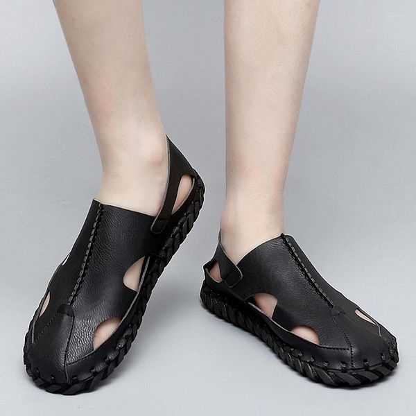 Sandalen Herren Sommer Handgenähtes Leder Hohl Atmungsaktive Freizeitschuhe Luxusqualität Rutschfester Strand Flache Weiche Sohle