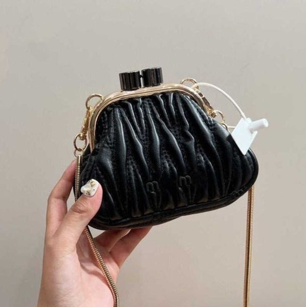 Роскошная сумка для клипа MIU Дизайнерские сумки для плеча женская цепь моды кросс -кусочка кошелька пельмени сумочка