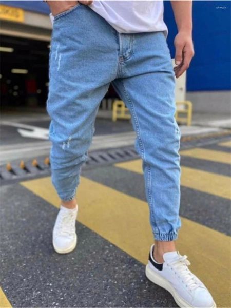 Jeans da uomo Moda uomo Scarificazione sottile strappata skinny Pantaloni a matita in denim blu Pantaloni hip-hop da strada Abbigliamento da cowboy da uomo