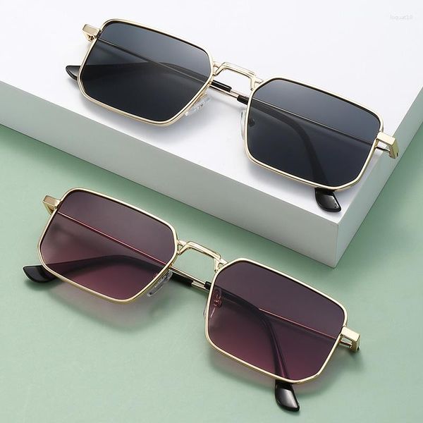 Occhiali da sole In Hip-hop Ins Trendy Rectangle Donna Uomo 2023 Prodotto di tendenza di alta qualità Occhiali da guida Retro Shades Uv400