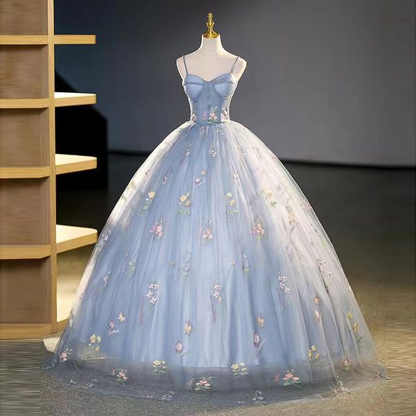 2023 Ballkleid-Quinceanera-Kleider mit Kristallen und Perlen, Rundhalsausschnitt, angeschnittene Ärmel, Schlüsselloch-Rücken, Mädchen-Abschlussballkleid, wunderschöne herzförmige, sogar Prinzessinnenkleider