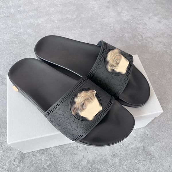 S Designer Slipper Neue Modeklassiker Palazzo Sandal Casual Shoe Mule Mens Womens Sandale Sliders Metall Slipper Sommerplattform Flat Folie Großhandel 208