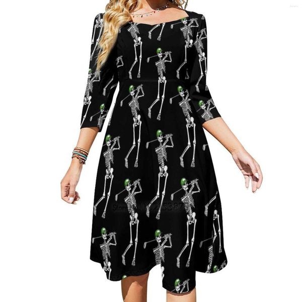 Vestidos casuais Golfe engraçado Golfing Skeleton Golfer Halloween Padrão vestido de pescoço quadrado verão mulheres elegantes impressão