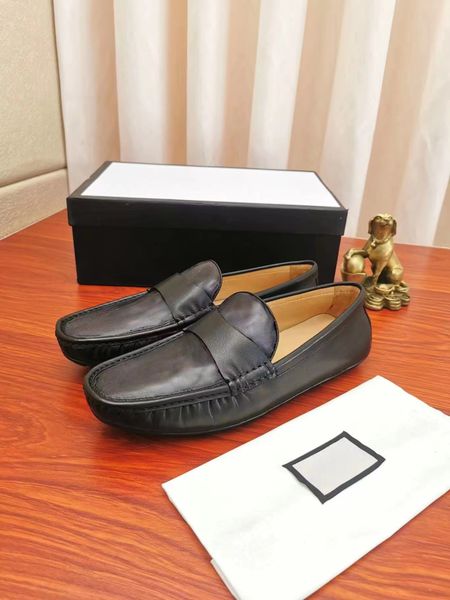 Sapatos de loafer Sapatos artesanais de sapatos de gestão de gestão de gestão de alta qualidade Moda versátil de couro de vários estilo masculino sapatos de couro sapatos de turismo sapatos de turismo mocassins-gommino