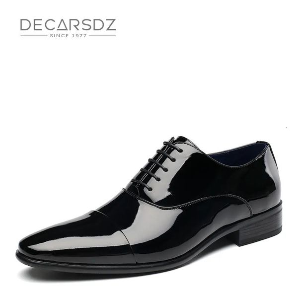 Sapatos de vestido Decarsdz homens sapatos formais verão smoking sapatos homens moda de alta qualidade couro negócios original escritório vestido de casamento sapatos 231101