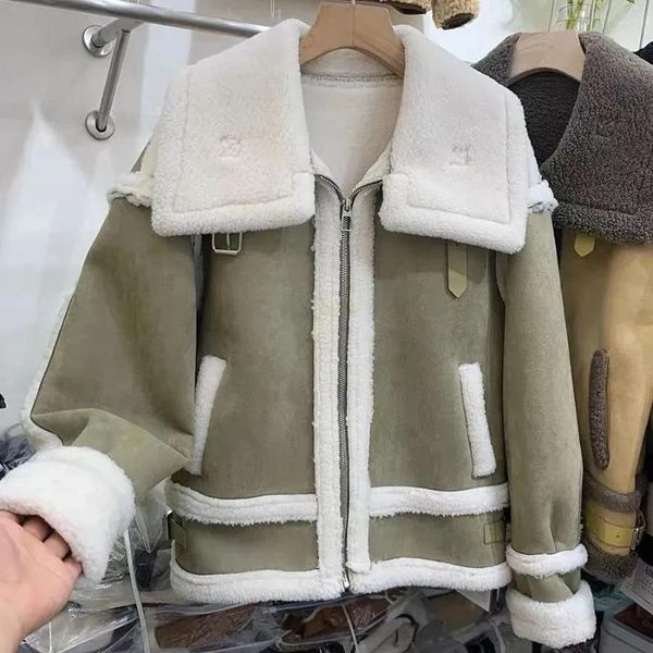 Cappotto da donna in pelliccia di agnello con bavero in velluto scamosciato in lana di agnello Cappotto da donna corto addensato caldo inverno sciolto in un pezzo giacca da motociclista Abbigliamento femminile