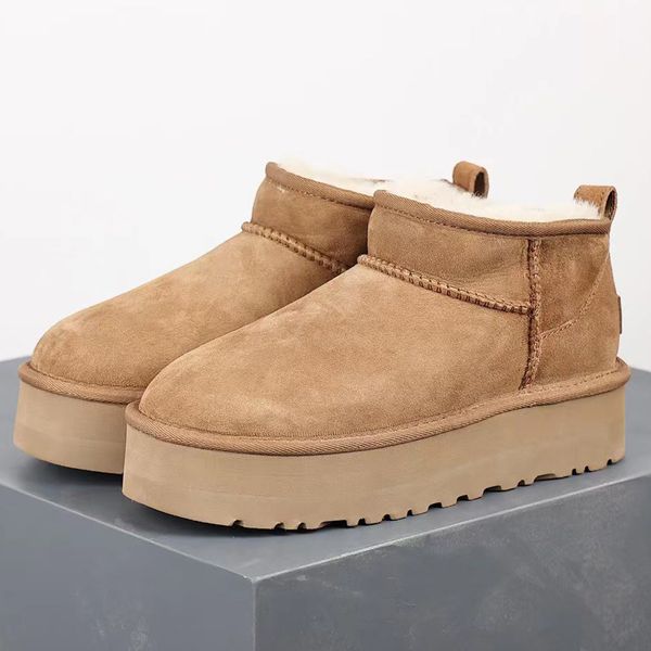 Plataforma Ladies Neve Snow Sheepskin Wool Sapatos de pele quente de corte homem e mulheres botas curtas de inverno super mini mensagens baixas 10