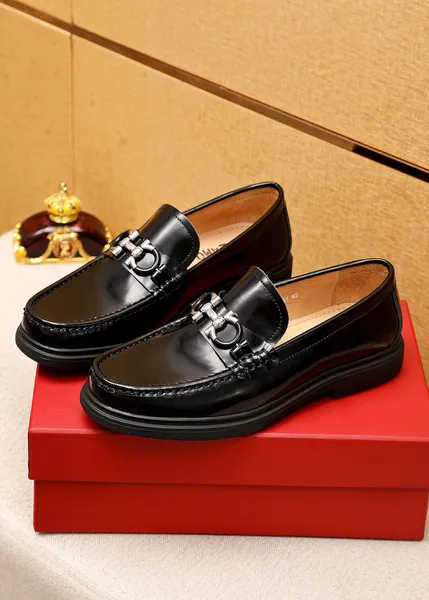 2023 Mens Trade Shoes подлинная кожаная бренда дизайнерская платформа Oxfords Men Brand Casual Comere Driv