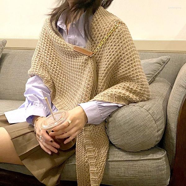 Malhas femininas Versão coreana do xale de tricotar feminino hollow grande triangle cardigan jaqueta lenços decorativos quentes