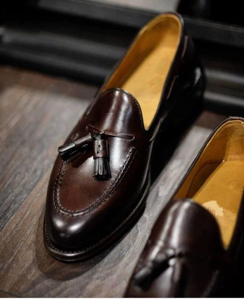 Mocassins clássicos da borla de borla Mens oxfords de couro genuíno Sapatos mergulhadores de merda e tamanho 38-45