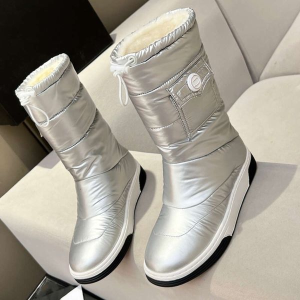 Pantofole con plateau firmate stivaletti da donna invernali da ragazza classici stivaletti da neve alla caviglia scarpe da esterno nere corte con scatola