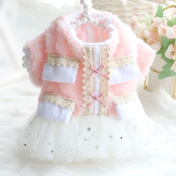 Abbigliamento per cani Caldo abito autunnale Cappotto Fondo in tulle Vestiti per animali Bowknot Morbido Teddy Barboncino XS S M L XL 231031