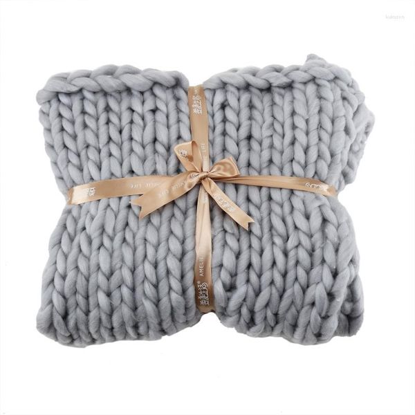 Cobertores Mão de malha de malha de malha grande macio quente cama de inverno sofá de fio grosso de lã de lã de lã volumosa