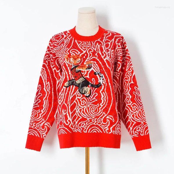 Maglioni da donna 2023 Anno Ricamato Cartoon Tiger Jacquard Maglione lavorato a maglia allentato Pullover O-Collo Manica lunga Vintage High-end Red Pull