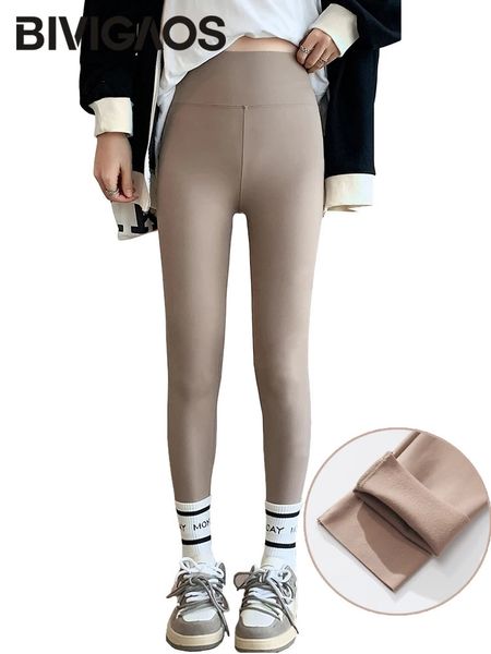 Leggings da donna BIVIGAOS Autunno Inverno Pantaloni leggings Shark spazzolati Donna Senza cuciture Sensazione nuda Vita alta Leggings sportivi Fitness Leggings 231101