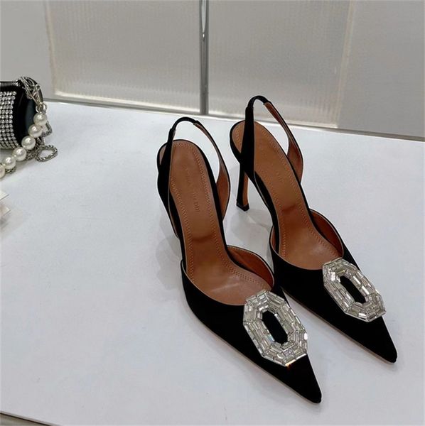 2023 Scarpe eleganti firmate Top Quality Drill fibbia Donna Tacchi alti moda Sexy party Pointed Wedding Naked Black Shine ch678