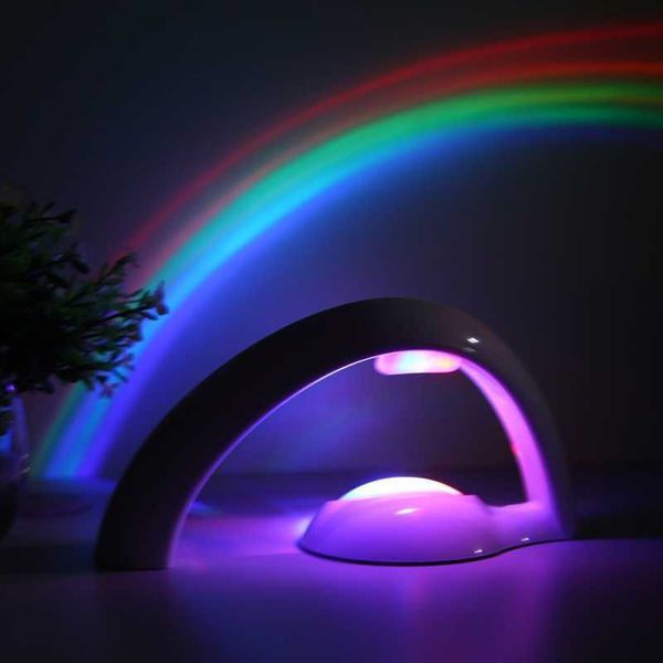 Luzes noturnas Novidade LED LED colorido Rainbow Night Light Romantic Sky Rainbow Projector Lamp Luminária Luz do quarto P230331