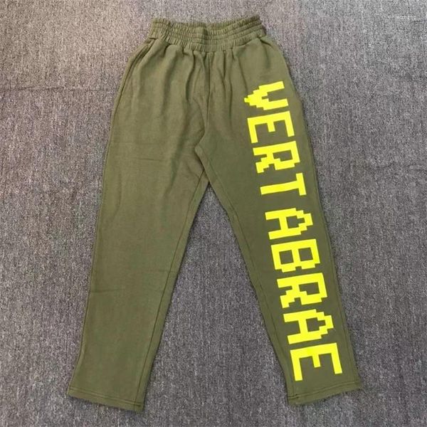 Calças masculinas Vertabrae Logo Imprimir Sweatpants Homens Mulheres High Street Carta Em Relevo Faixa Slim Fit Casal Casual Esportes Streetwear