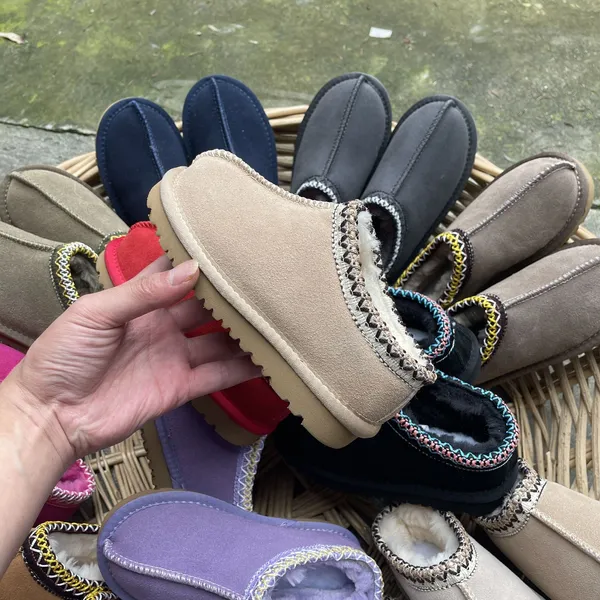 2024 Kinder Hausschuhe Kleinkind Plüsch Rutsche Australien Schneestiefel Kinder Schuhe Winter Kinder Stiefel Klassische Mini Boot Baby Pelz Booty Jungen Mädchen Knöchel Kind Wildleder Booties