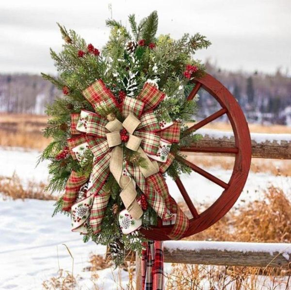 Flores decorativas grinaldas de natal inverno grinaldas fazendas vermelho vagão roda grinalda vintage guirlandas para porta da frente feriado wr1543933