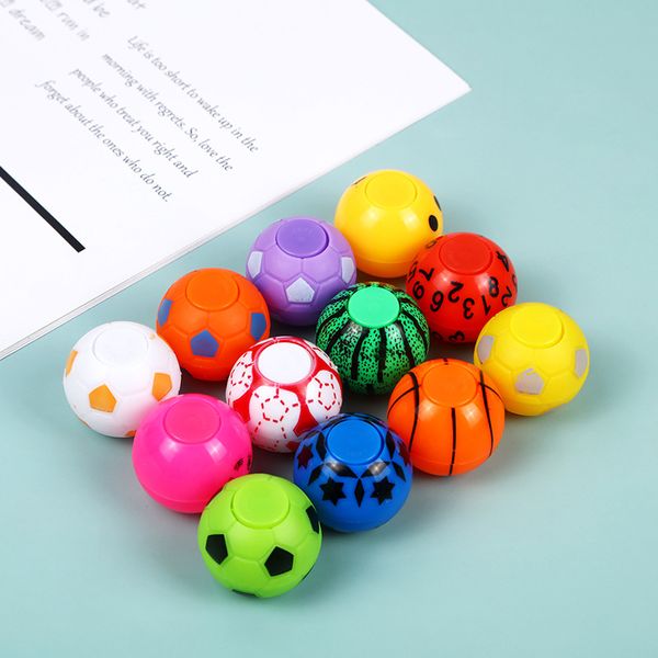 3.5cm Dekompresyon Futbol Oyuncakları Mini Sport Fidget Balls parmak Futbolu Duyusal Parmak Stres Rahatlama Dönen Spinner Çocuk Oyuncakları Hediye