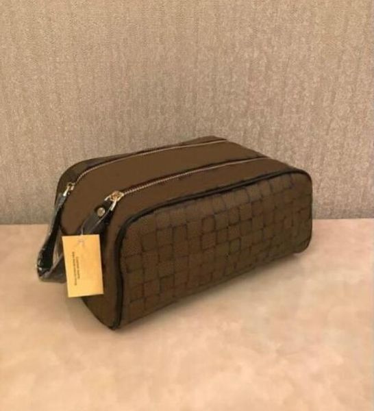 High-end qualidade homens viajando saco de toalete moda feminina saco de lavagem grande capacidade sacos cosméticos maquiagem bolsa de higiene pessoal carteirasAAA