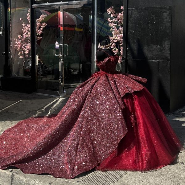 Vino rosso lucido abito Quinceanera con spalle scoperte XV abito para eventos speciale applique dolce 16 principessa vestido de 15 quinceaneras