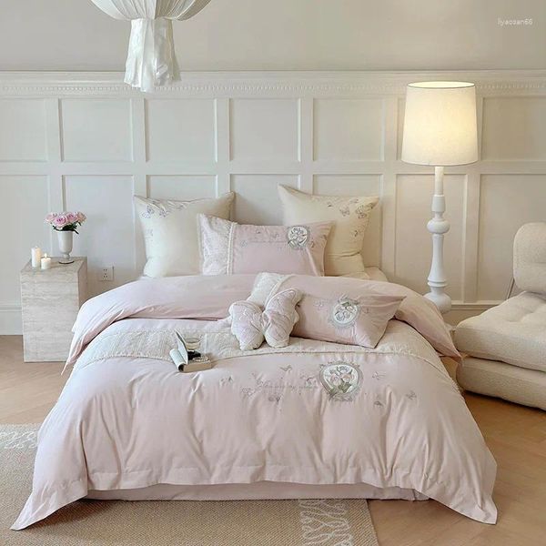 Yatak takımları Avrupa romantik all-cotton zımparalama 4 adet nakış saf pamuk yorgan kapak yatak sayfası moda yüksek duyu toptan
