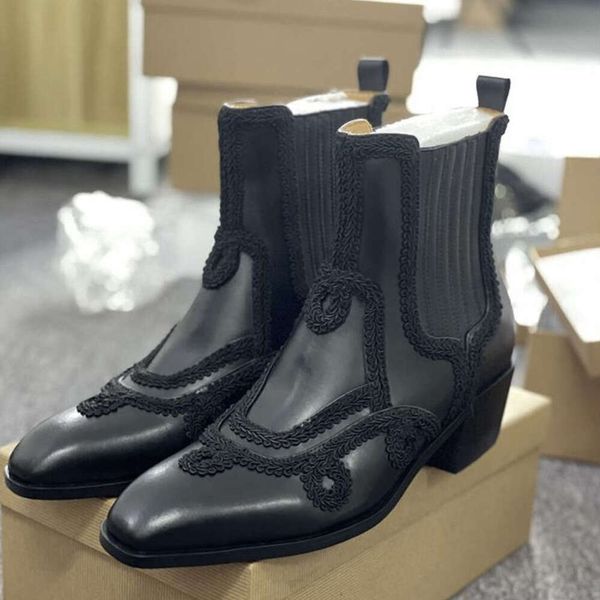 Designer homens botas sapatos de festa saltos grossos tornozelo bota de couro preto apontou toe saltos botas estilo bordado maior qualidade sapatos de dança no487