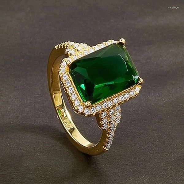 Fedi nuziali CAOSHI Anello da festa per signora nobile con zirconi verde brillante Gioielli da dito color oro per la cerimonia di fidanzamento Accessori splendidi