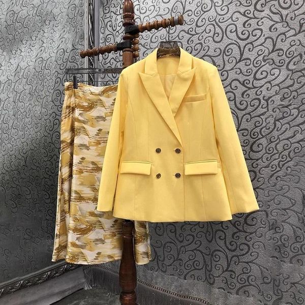 Vestidos de trabalho de alta qualidade conjuntos de roupas designer 2023 outono inverno blazer ternos feminino branco amarelo casacos vintage imprime saias longas