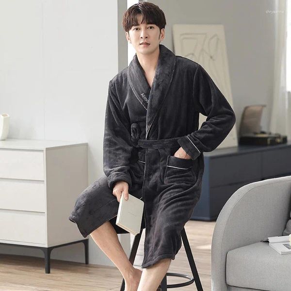 Homens sleepwear inverno quente flanela roupão para homens casual solto 4xl chuveiro robe pijamas moda homem sólido bordado macio banho quimono