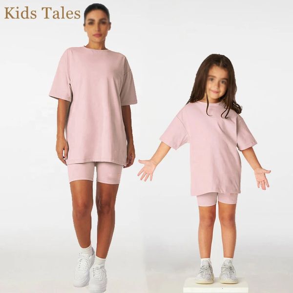 Abiti coordinati per la famiglia Abiti coordinati per la famiglia Mamma e io Abiti coordinati in cotone Bambini Ragazze T-shirt oversize a maniche corte Top Leggins 2 pezzi Abiti estivi 231101