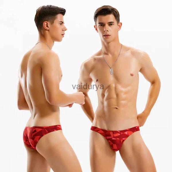 Herren-Bademode WD308 Sommer-Strand-Badehose, sexy niedrige Taille, halbe Packung, Hüftbadeanzüge, Herren-Bademode, Bikinis, enge, heiße, schwule Männer Tanga-Badehose YQ231102