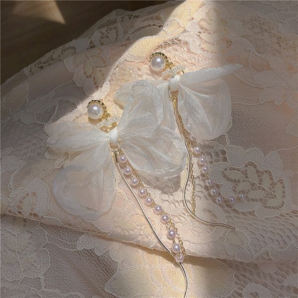 Orecchini a bottone con farfallino bianco angelo Orecchini con nappa lunga con perla Orecchini da donna di design vintage stile coreano Orecchini di lusso con fascino semplice Accessori per le orecchie